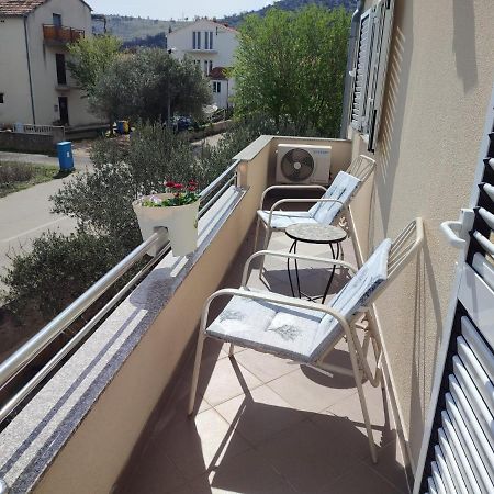 Murtela, 2-Bedroom Apartment Raslina 外观 照片