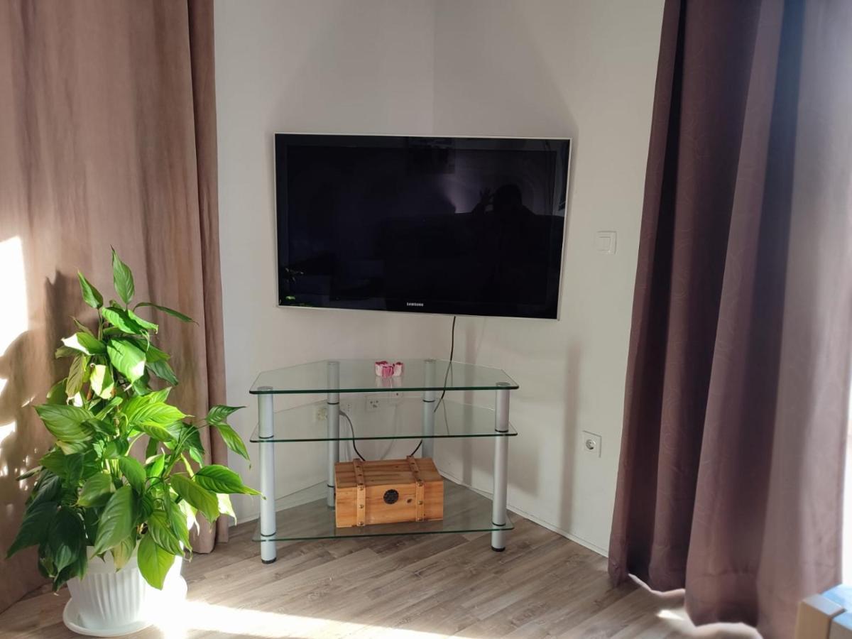 Murtela, 2-Bedroom Apartment Raslina 外观 照片